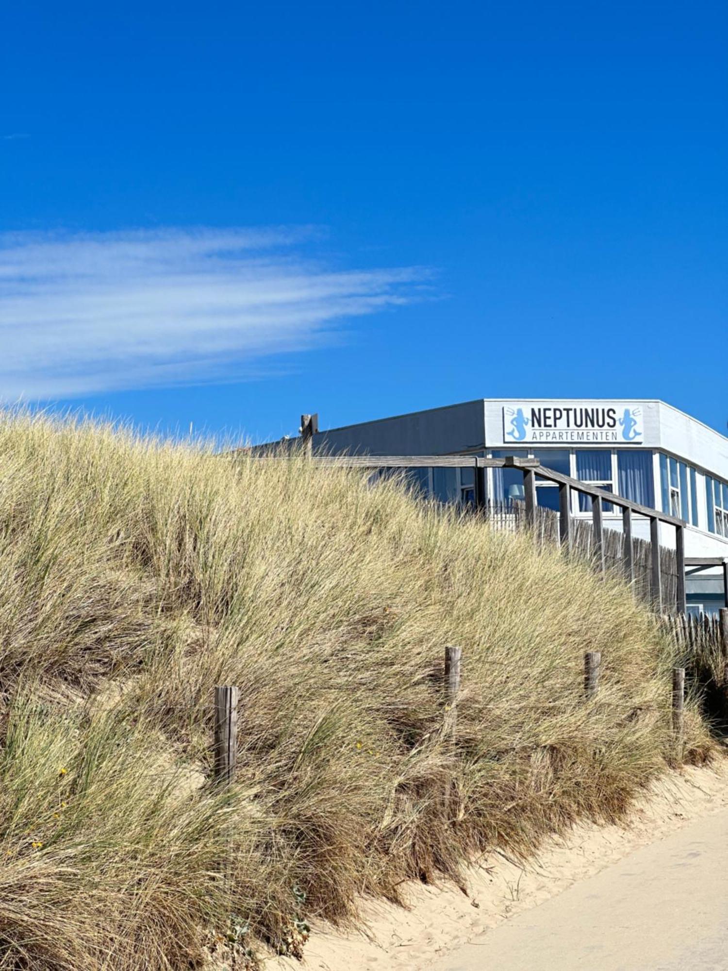 Neptunus Appartementen Bergen aan Zee Exterior photo