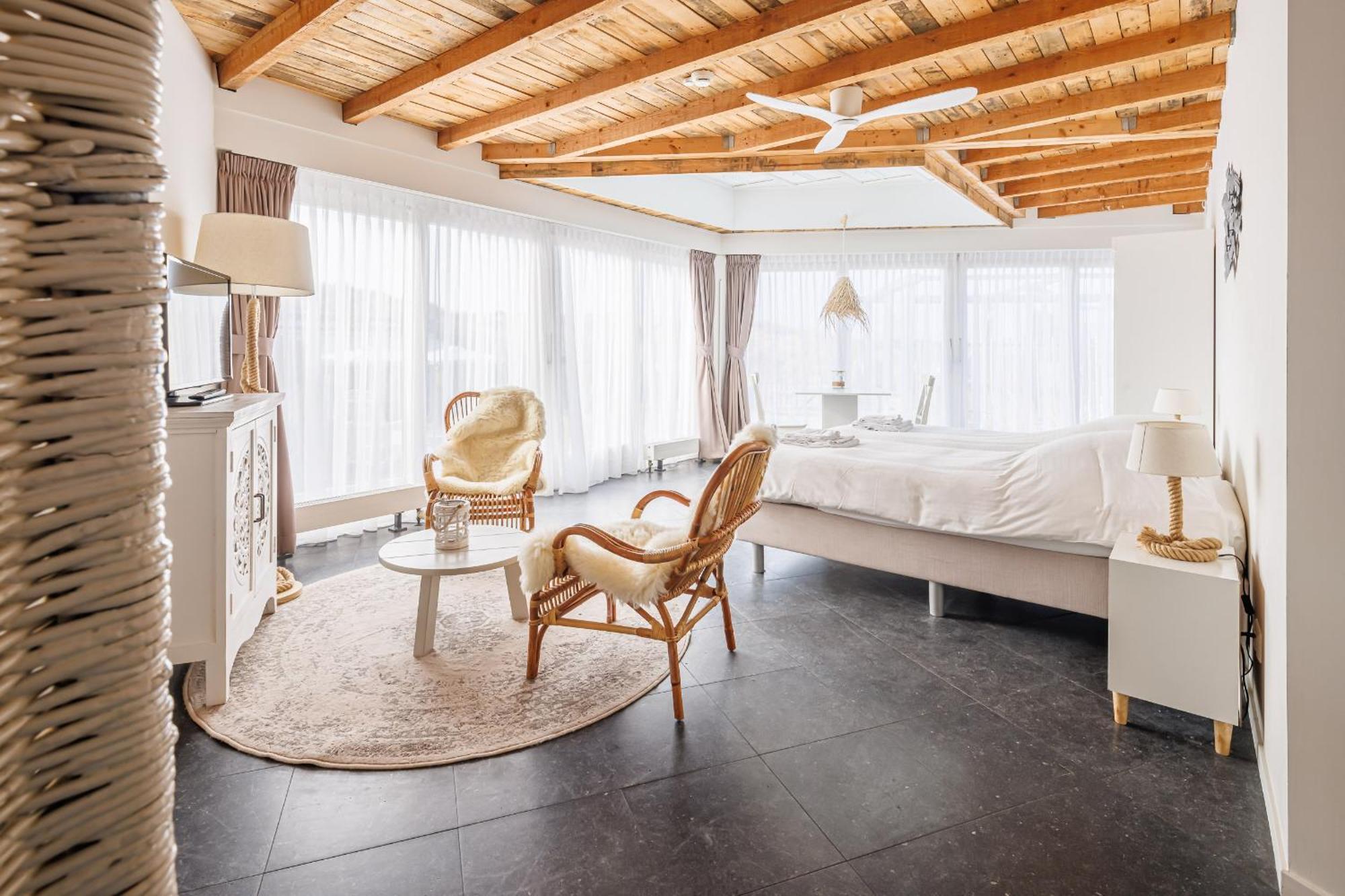 Neptunus Appartementen Bergen aan Zee Room photo