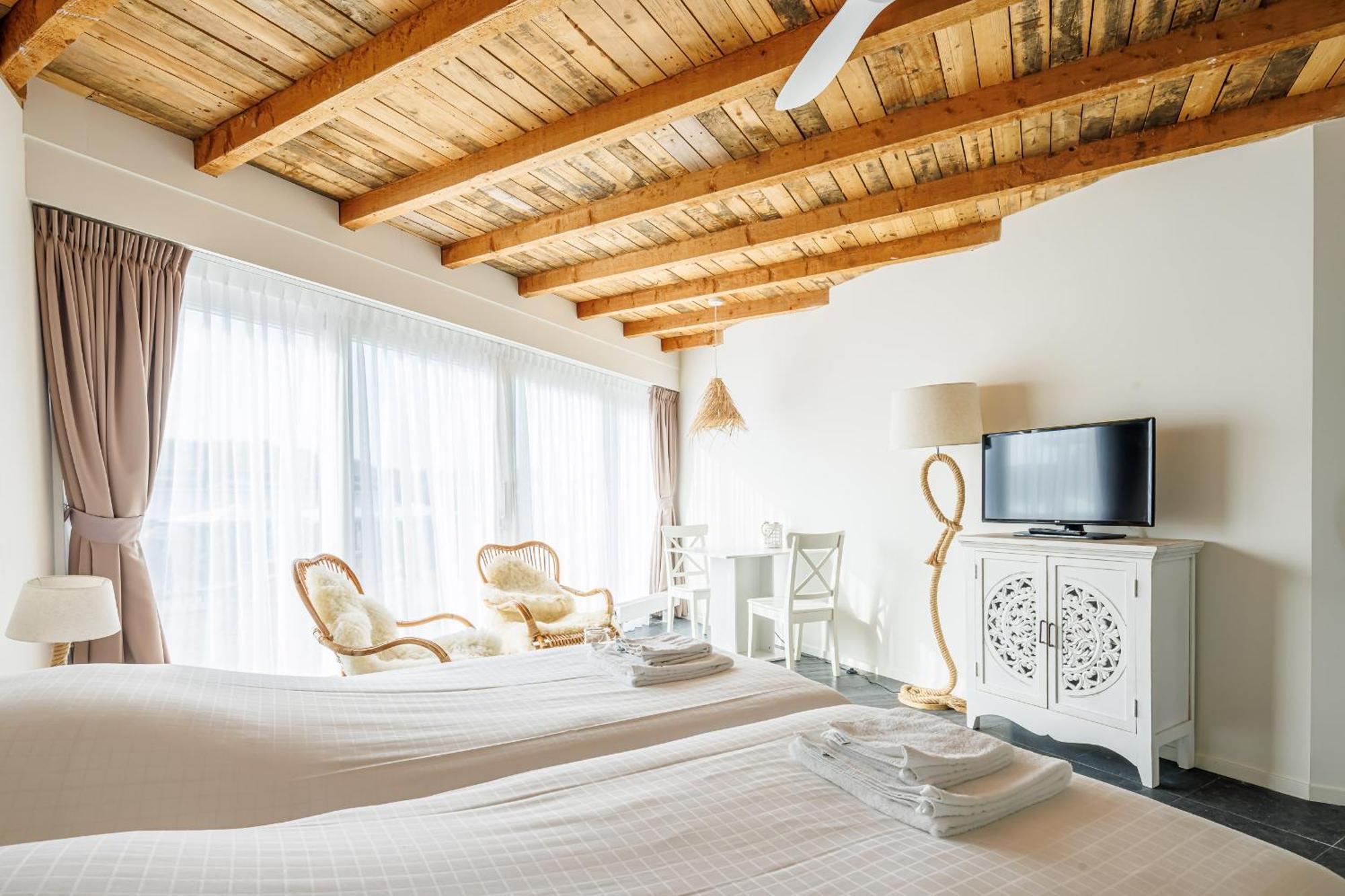 Neptunus Appartementen Bergen aan Zee Room photo